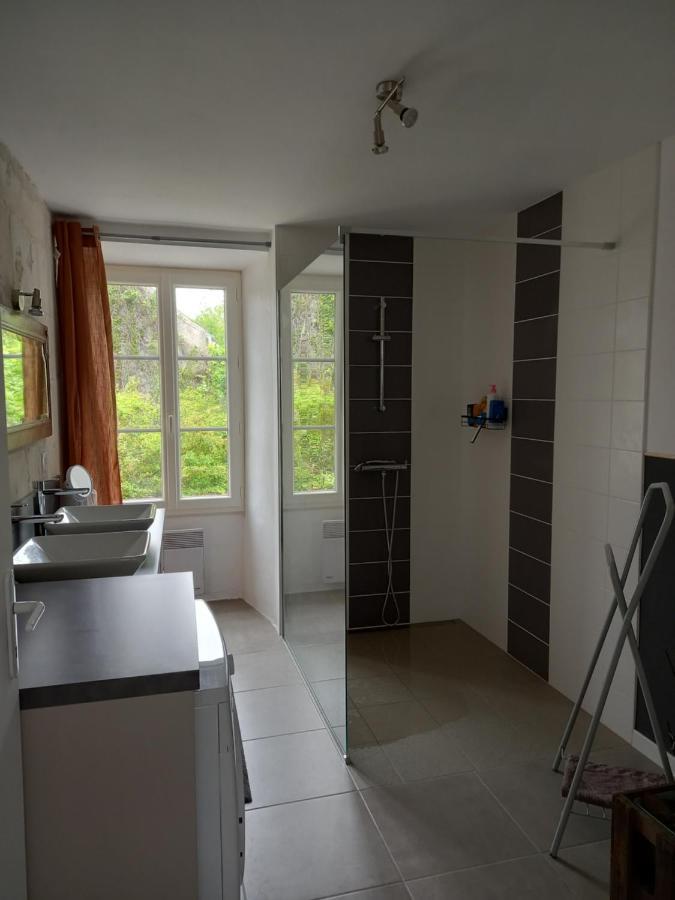 Vila L'Ecole Buissonniere Noyant-la-Plaine Exteriér fotografie
