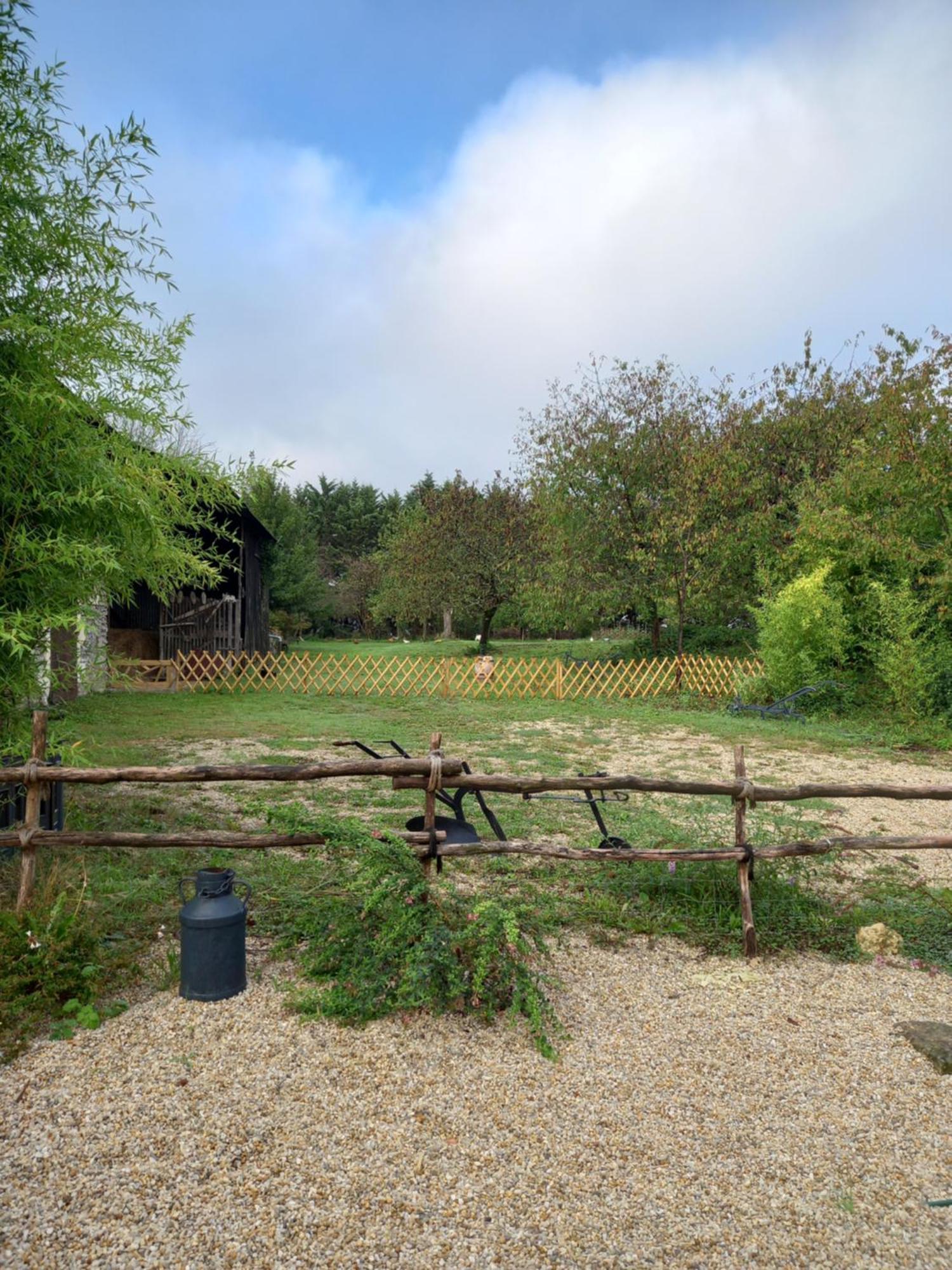 Vila L'Ecole Buissonniere Noyant-la-Plaine Exteriér fotografie